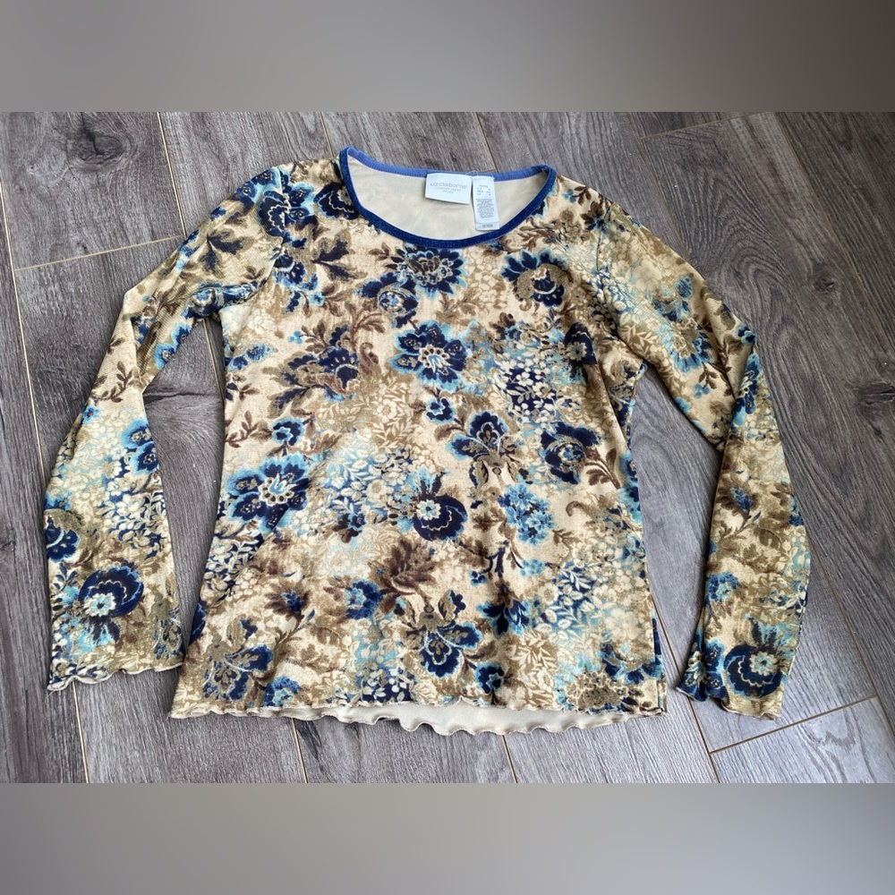 3/$30 Liz Clairborne tan double lined long sleeve w/ blue floral velvet trim